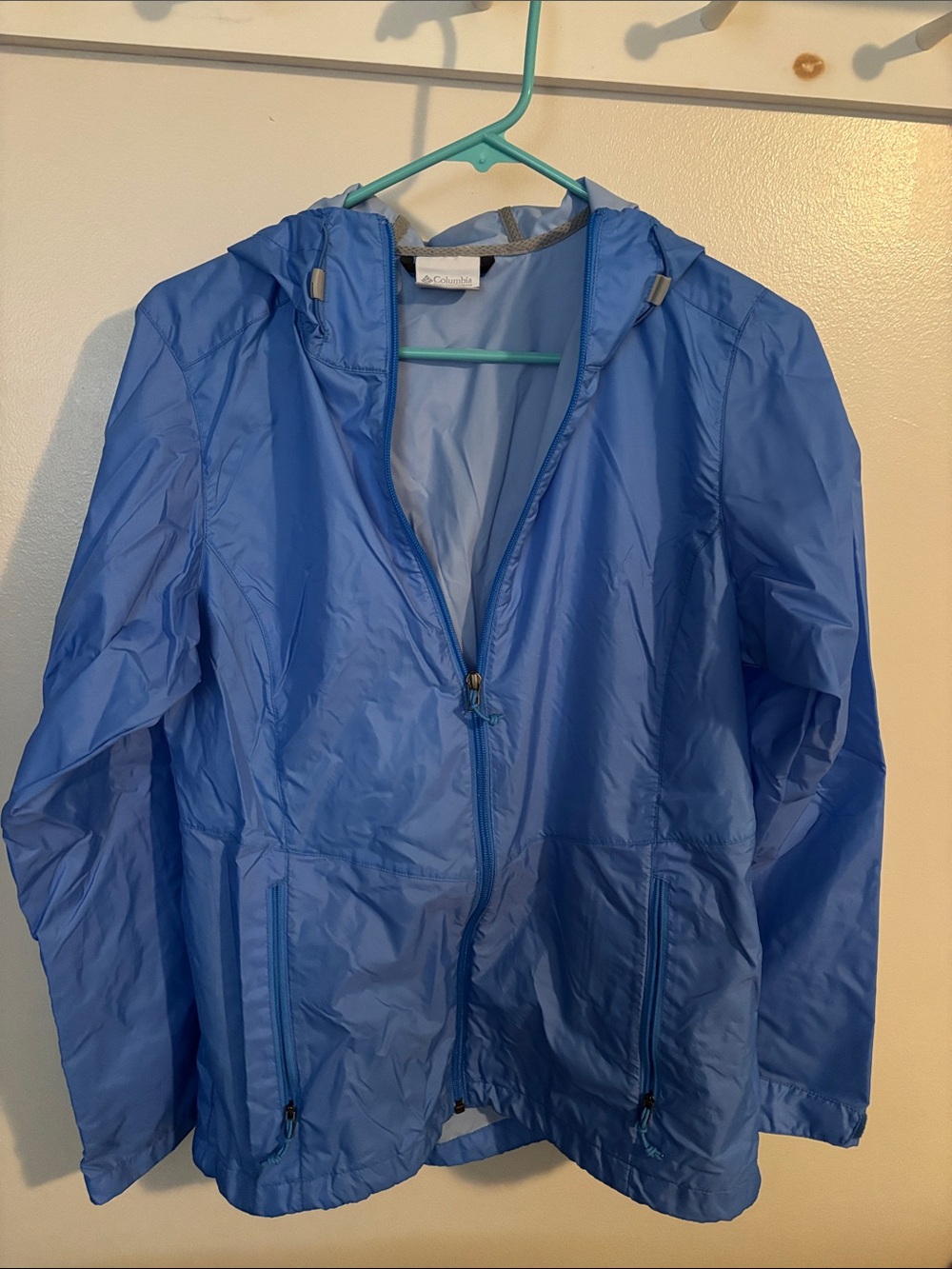 Columbia Light Blue Hooded Rain & Wind Jacket
